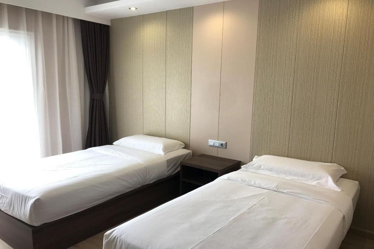 Hotel Nueva Europa Торедембара Екстериор снимка